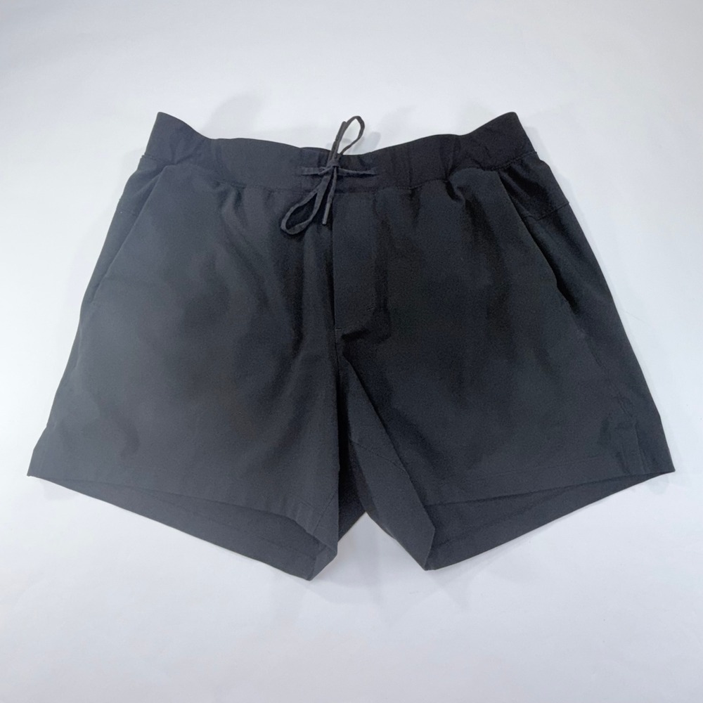 Lululemon Pace Breaker Linerless Short 5 Men L Black Athletic Fitness Gym Active